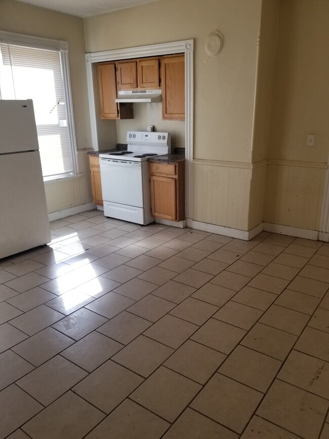 151 Humphrey St Apartments Unit 2 New Haven, CT