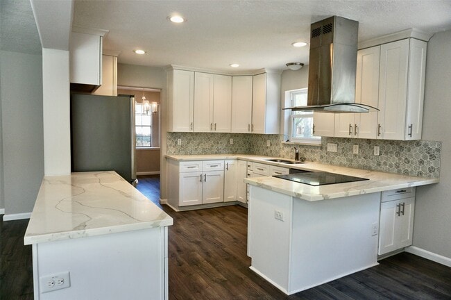 Photo - 1707 Valley Vista Dr