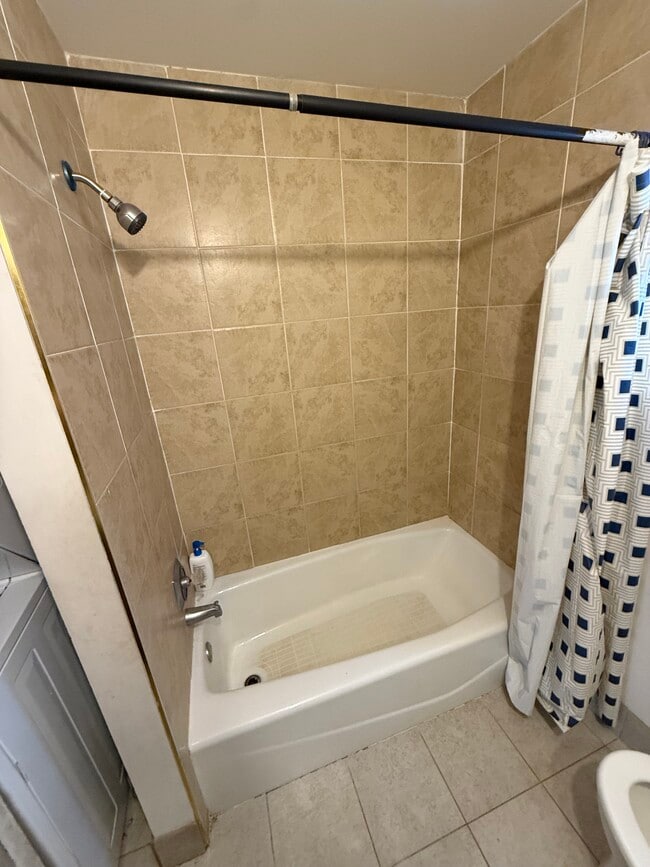 107 Front St Unit 1