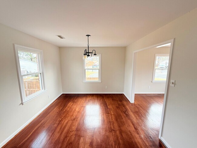 Photo - 4 Bedroom 2.5 Bath Tri-level home