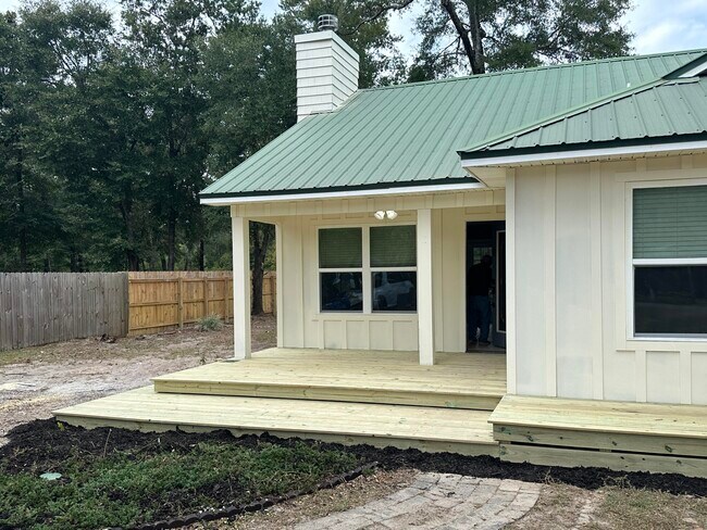 Photo - 218 Sparkleberry Ln