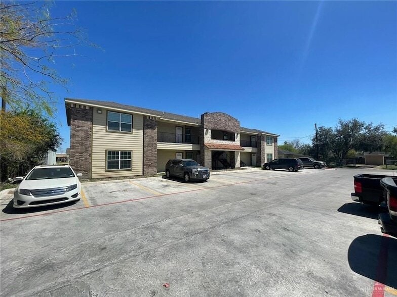 Photo - 416 E 5th St Unidad A2 Rental