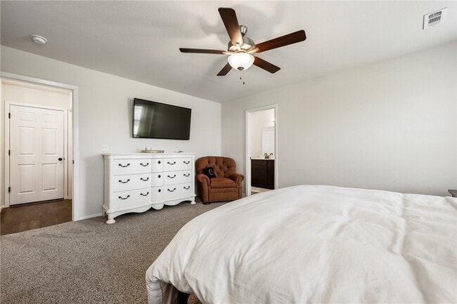 Photo - 2313 Pinewood Ave