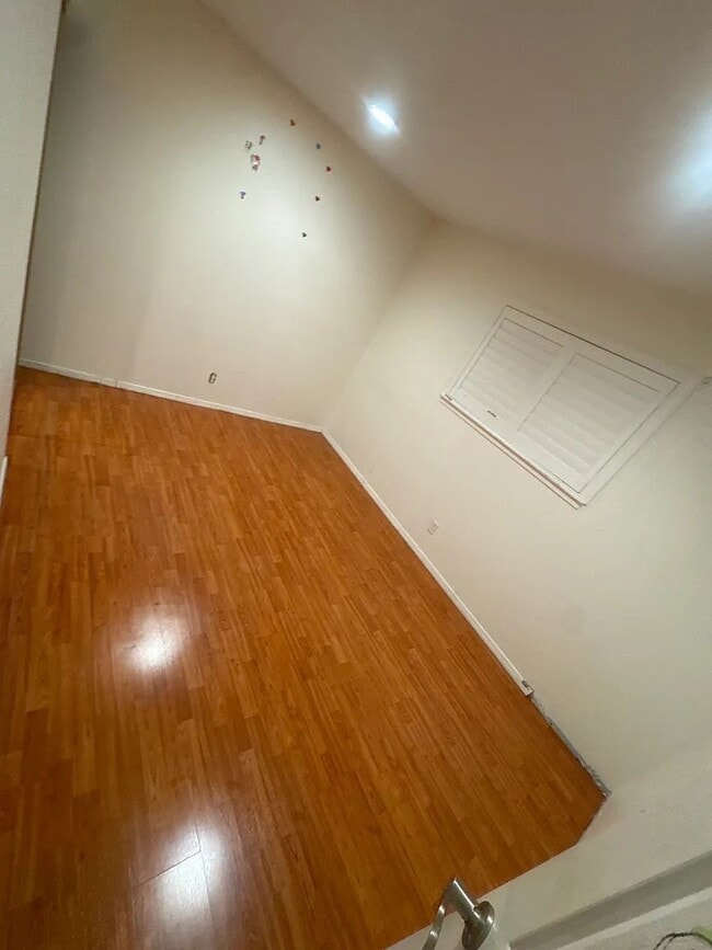 Photo - 2137 Amberwood Ln
