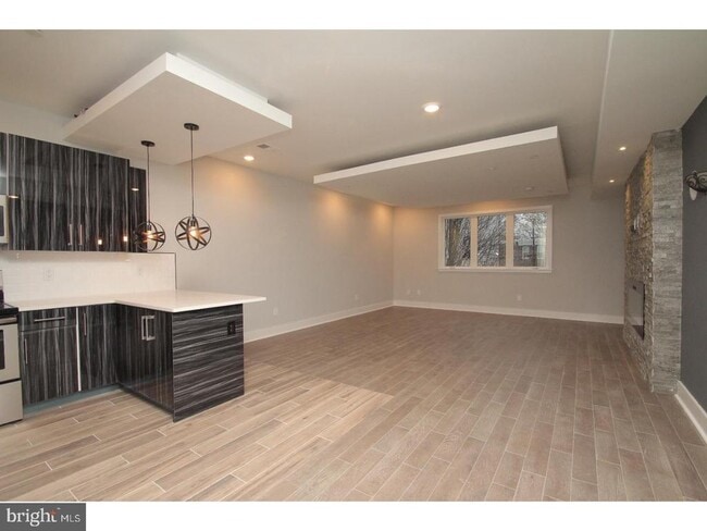 Photo - 2564 Frankford Ave