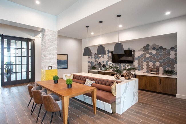 Broadstone North Ridge apartments — community photo