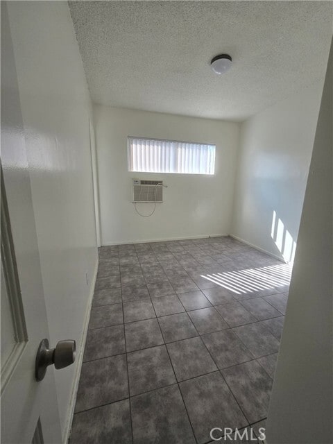 Photo - 2017 E Whiting Ave Unidad H