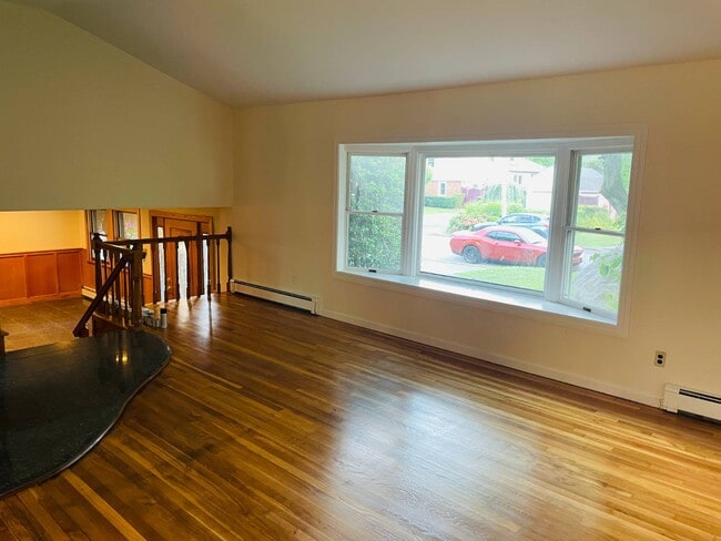Photo - 146 Woolsey Ave
