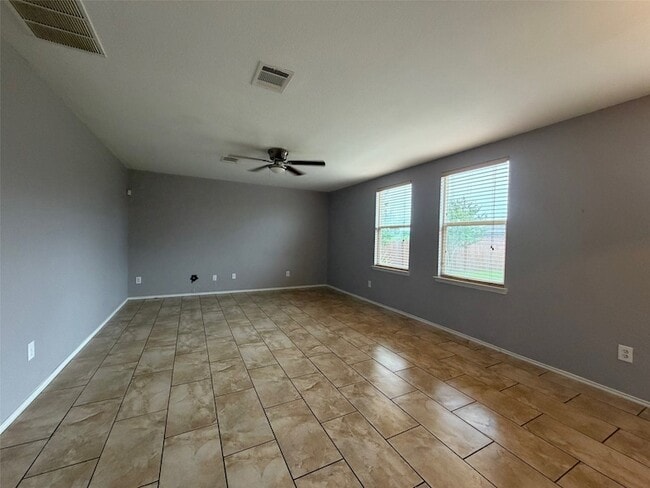 Photo - 4600 Mountain Oak St