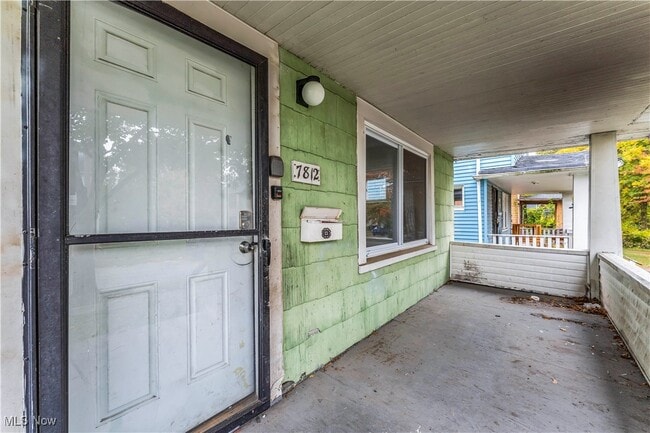 Photo - 7812 Force Ave