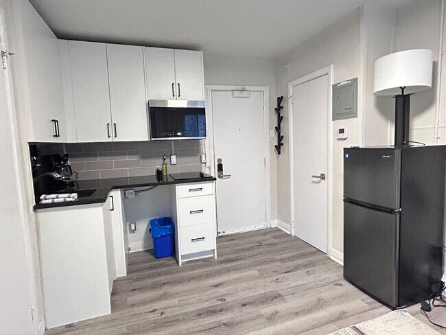 Photo - 23 Russell Ave Unit SI ID1506206P