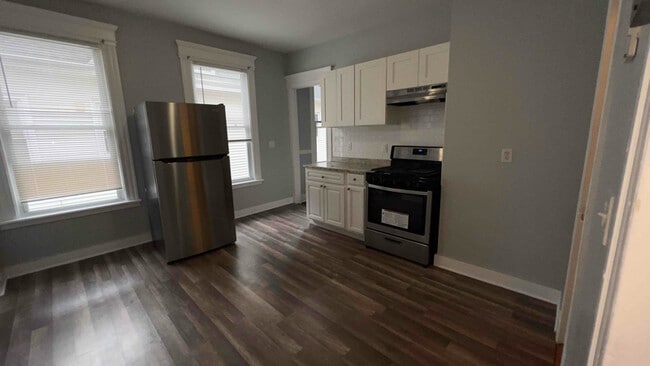 Photo - 879 Elm St Unit 1