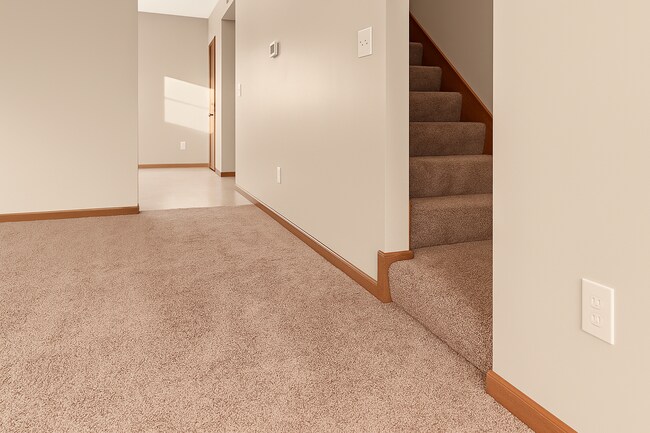 Photo - Modern Comfort & Space