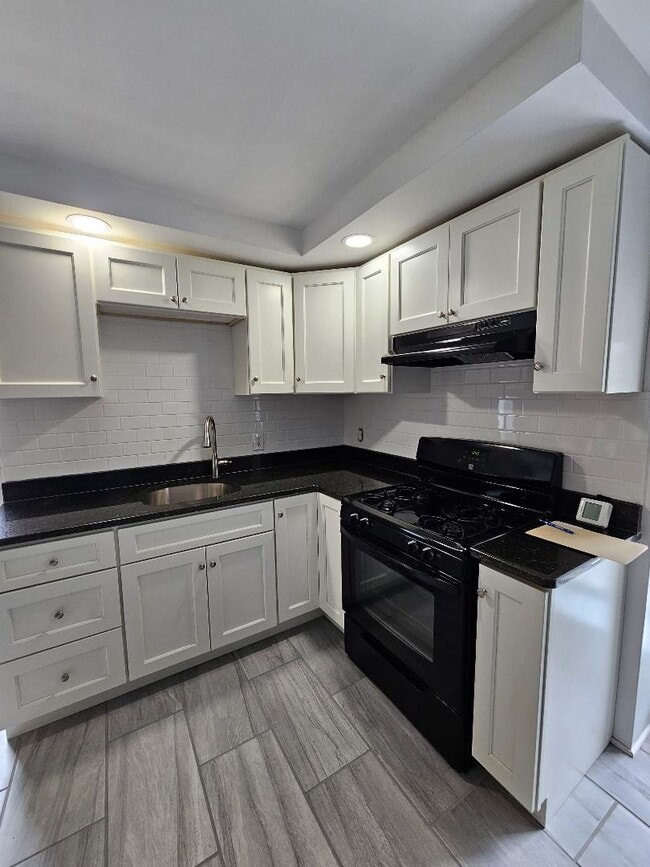 Photo - 335 President Ave Unit 3