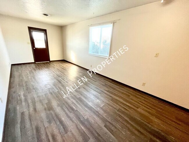 Photo - 607 W Michigan Ave Unidad -1