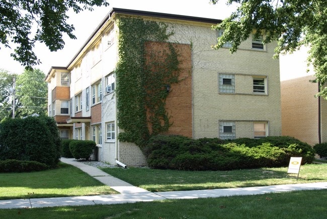 Building Photo - 1475 Ashland Ave Rental