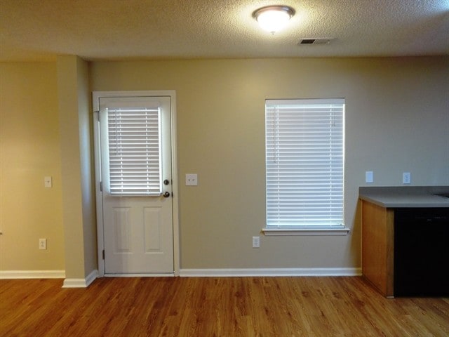 Photo - 1016 Deerberry Rd