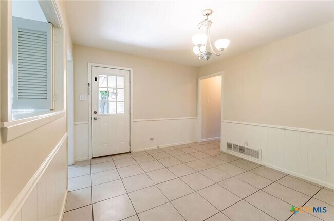 Photo - 4506 Walnut Rd