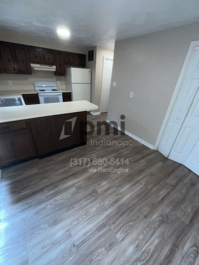 Photo - 413 W 11th St Unit G55
