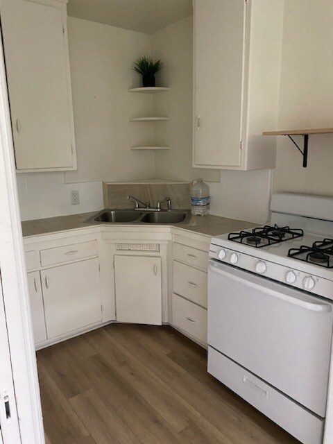 Photo - 2954 James M Wood Blvd Unit 2