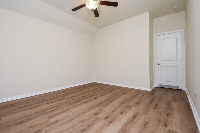Photo - 18618 Weeping Spring Dr