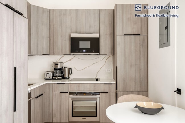 Photo - 230 W 72nd St Unit FL5-ID1301