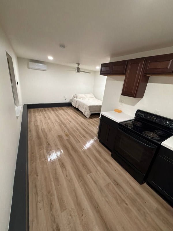 Photo - 718 Lamanche St Unit A