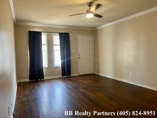 Photo - 312 S Florence Ave