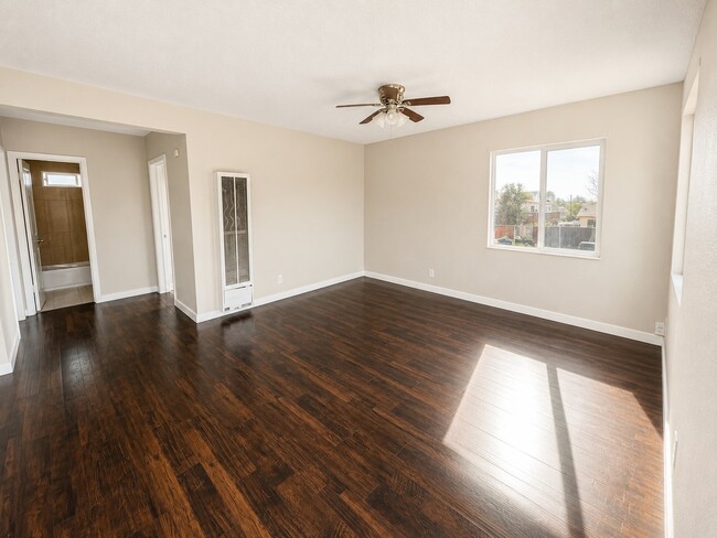 Photo - 3517-3523 J St Unit 3523