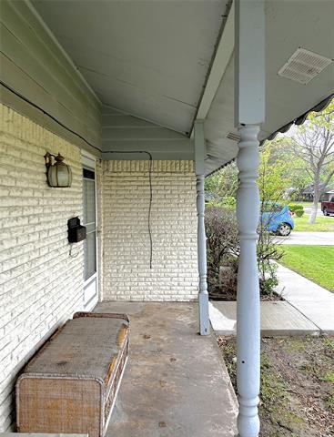 Photo - 725 Danish Dr