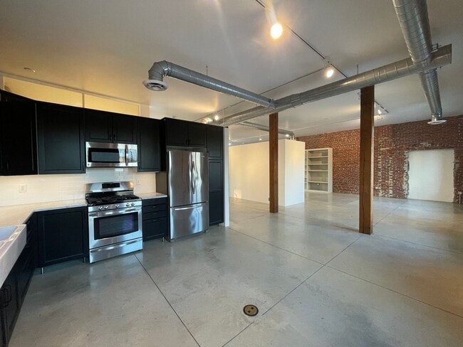 Photo - 54 Old Granite St