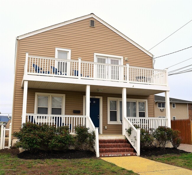 Photo - 100 18th Ave Unit 2,2nd Floor