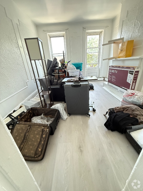 Building Photo - 309 3rd St Unit 5 Rental