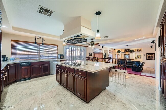 Photo - 8748 Castle Hill Ave