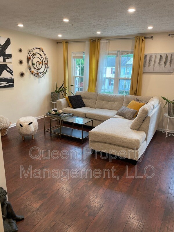 Photo - 4112 Silver Park Terrace