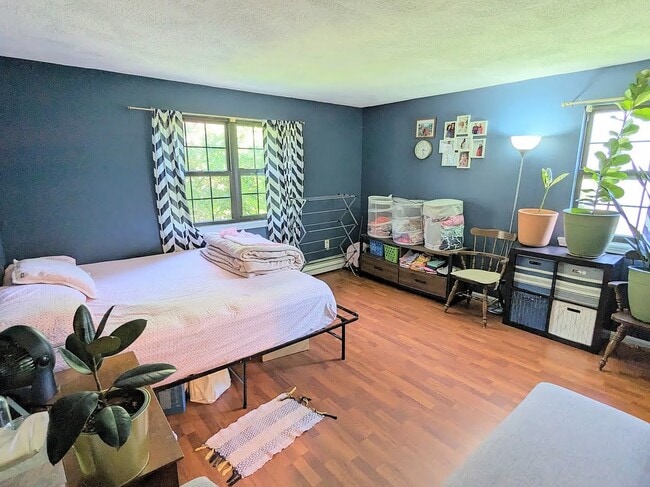 Photo - 10 Kenmar Dr Unidad 40