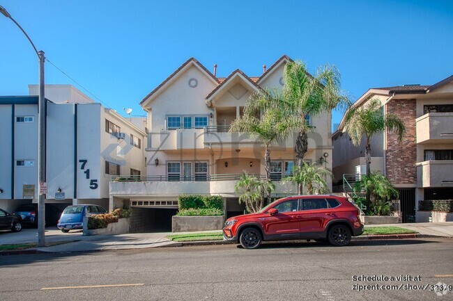 Building Photo - 719 E Providencia Ave Rental