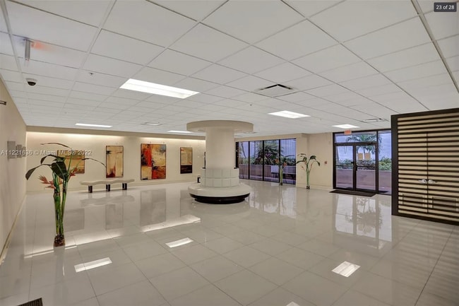 Front Lobby - 1621 Collins Ave Unit 505