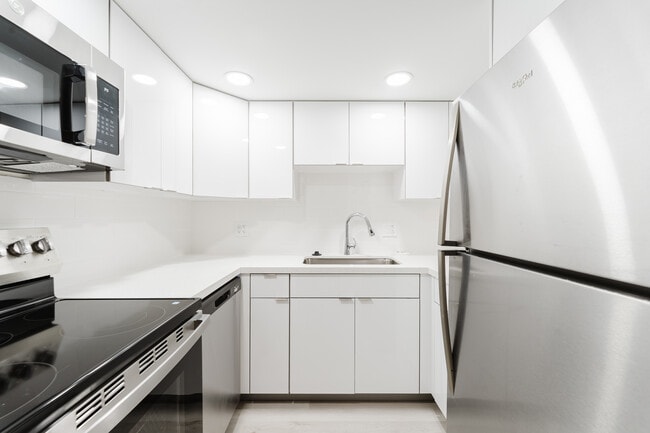 Photo - Oakland Park Villas