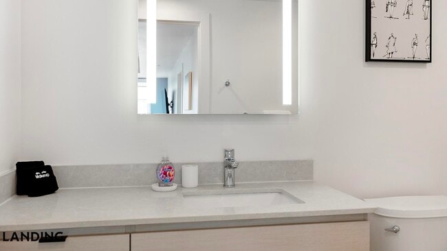 Photo - 707 S Farmer Ave Unidad 6031