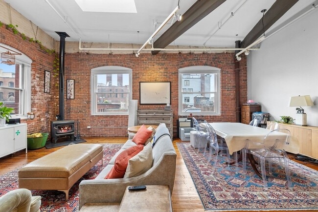 Photo - 150 Lincoln St Unidad 6A