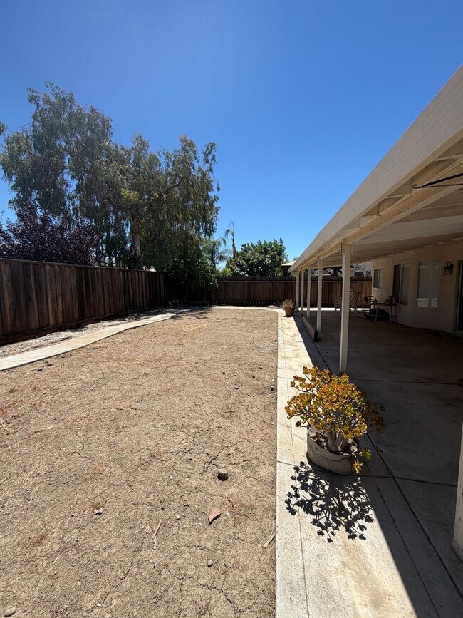 Photo - 3 bed/2 bath in Los Banos