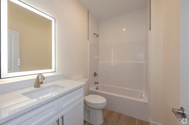 Photo - 141 Bridge St Unidad Apt. D