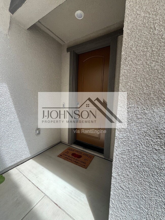 Photo - 7325 Savoy Pl