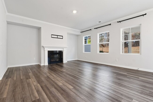Photo - *PENDING APPLICATION* Ellis Walk 3be / 2.5ba Fenced-In Backyard Townhouse