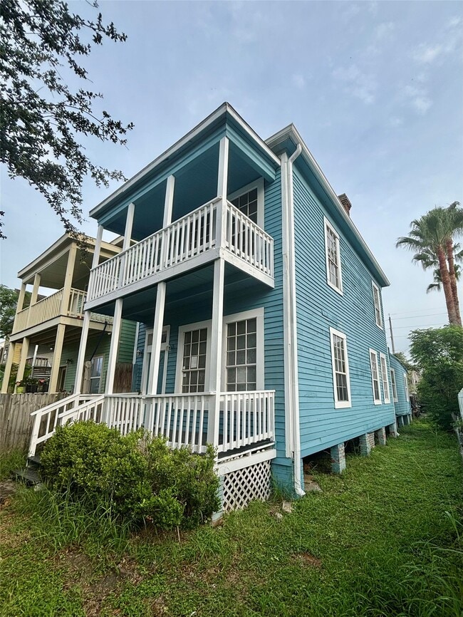 Photo - 3410 Sealy Ave