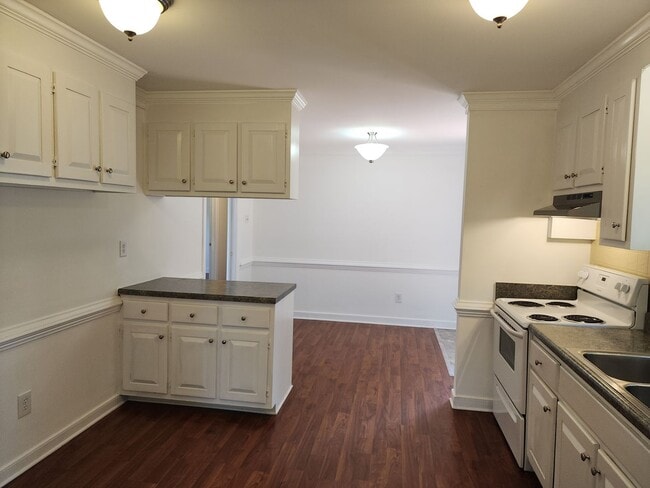 Photo - 3 Bedroom 2 Bath Brick Rancher in Mechanicsville!