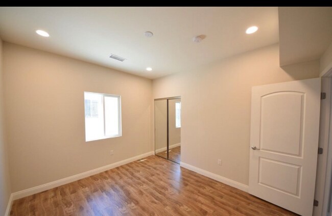 Photo - 6261 W Olympic Blvd Unit Apt 4