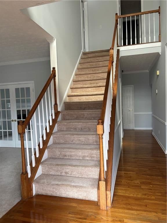 Photo - 722 Thornapple Trail SW