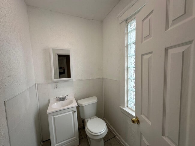 Photo - 2981 Montgomery Ave